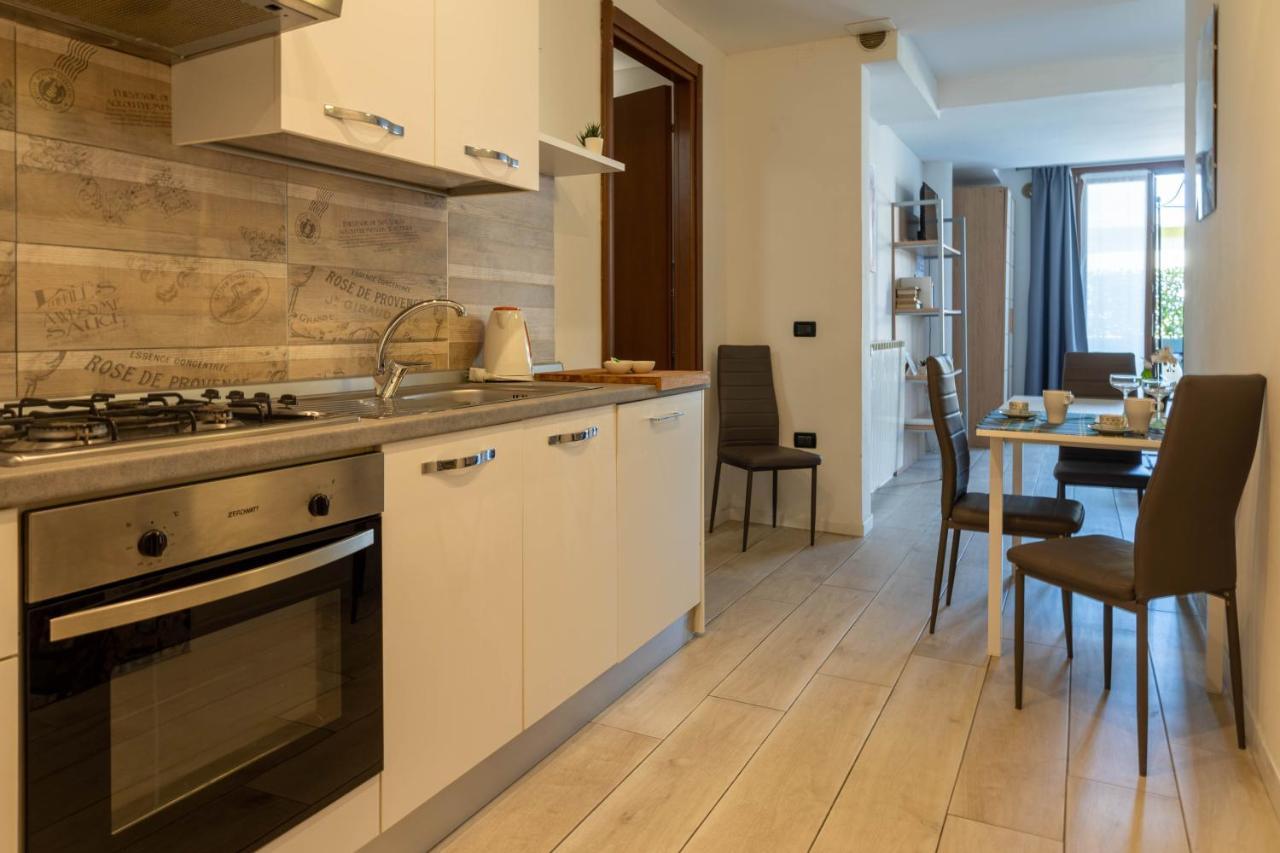 Manu Le Vele Casa Vacanze Desenzano del Garda Exterior foto